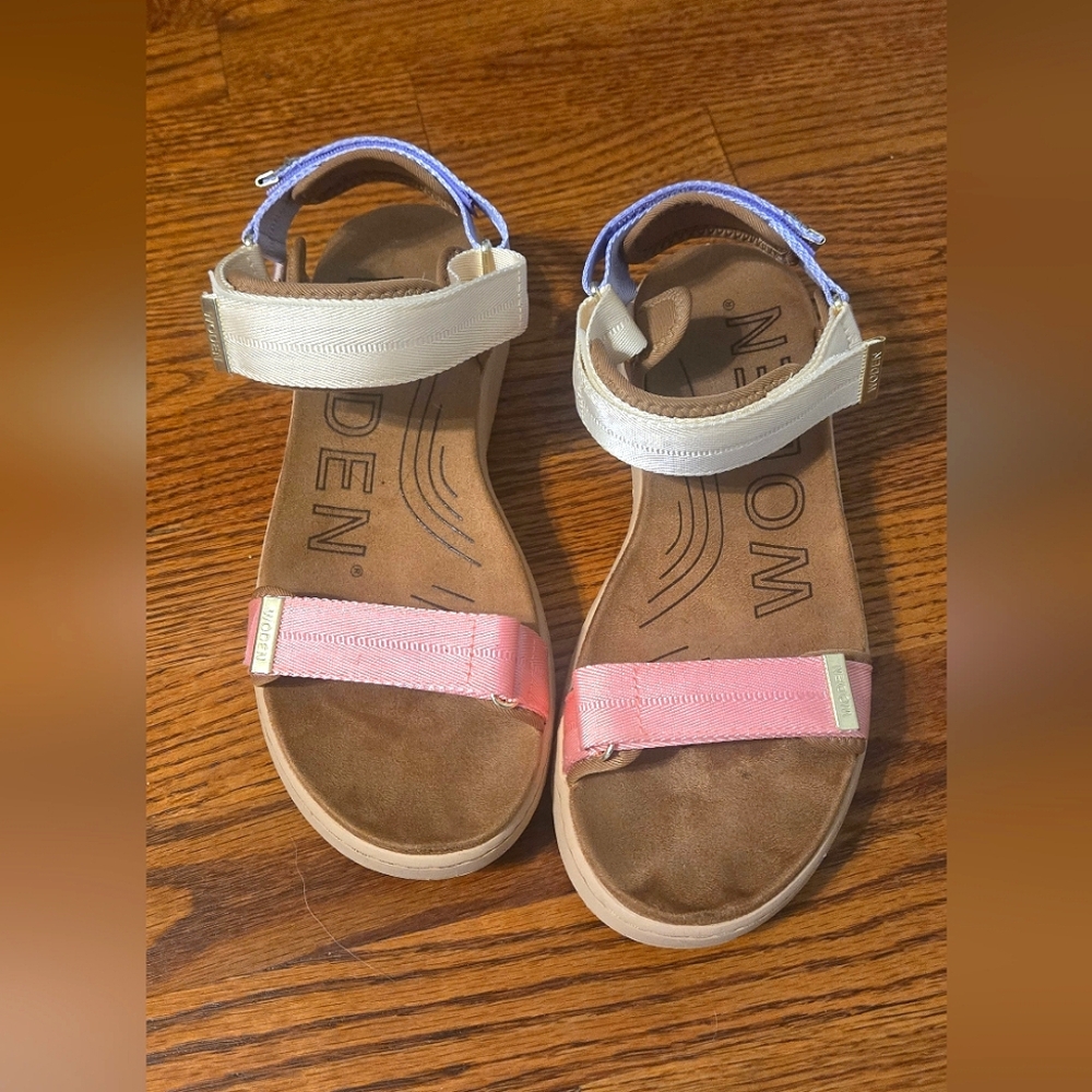 Woden Line Womens Sz 40 (US 9.5) Scandinavian Adjustable Minimalist Sandals